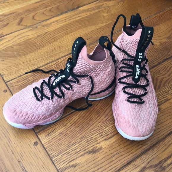 nike lebron 15 hollywood